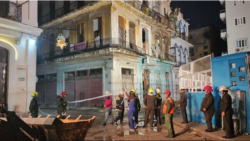 Residentes del edificio derrumbado en Habana Vieja hablan con Martí Noticias Residentes del edificio derrumbado en Habana Vieja hablan con Martí Noticias