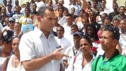 José Daniel Ferrer García, dirigente de la UNPACU, aborda el incremento de la represión contra opositores y periodistas independientes a solo dos meses de haber sido puesto al frente del gobierno, Miguel Díaz-Canel José Daniel Ferrer García, dirigente de la UNPACU, aborda el incremento de la represión contra opositores y periodistas independientes a solo dos meses de haber sido puesto al frente del gobierno, Miguel Díaz-Canel