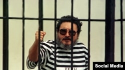 Abimael Guzmán en 1992 en una cárcel en Perú. REUTERS/Anibal Solimano/File Photo