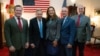 El líder opositor venezolano Edmundo González Urrutia (2do de izq. a der.) junto a los congresistas de EEUU Mike Waltz, María Elvira Salazar, Carlos A. Giménez y Mario Díaz-Balart. (Foto: @EdmundoGU/X)