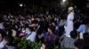 Artistas cubanos se agruparon el 27 de noviembre de 2020, a las puertas del Ministerio de Cultura, en respaldo al Movimiento San Isidro (Yamil Lage/AFP).