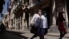 Los contagios por COVID-19 se mantienen sobre los 3 mil diarios en Cuba, según el reporte oficial. (REUTERS/Alexandre Meneghini).