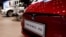 Un auto tesla modelo S.
