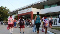 Madres opinan sobre el reinicio del curso escolar en Cuba Madres opinan sobre el reinicio del curso escolar en Cuba