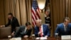 El presidente Donald Trump celebra una reunión de gabinete el jueves 10 de abril de 2025 en la Sala del Gabinete. (Foto oficial de la Casa Blanca por Molly Roberts)